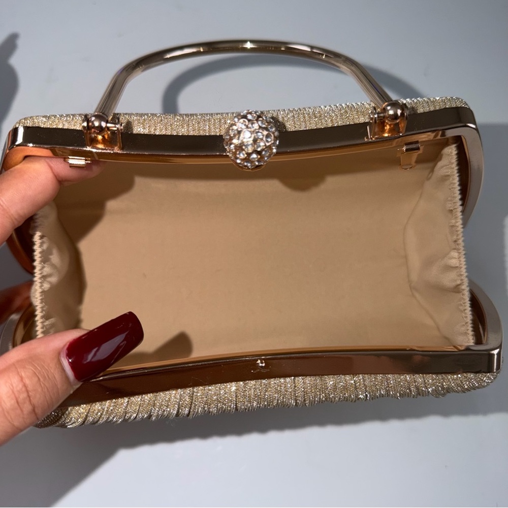 TJ Maxx | Elegant Gold Evening Clutch - Picture 8 of 12